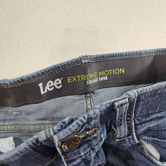 Lee Extreme Motion Straight Taper Jeans 34x30 - Picture 8 of 9